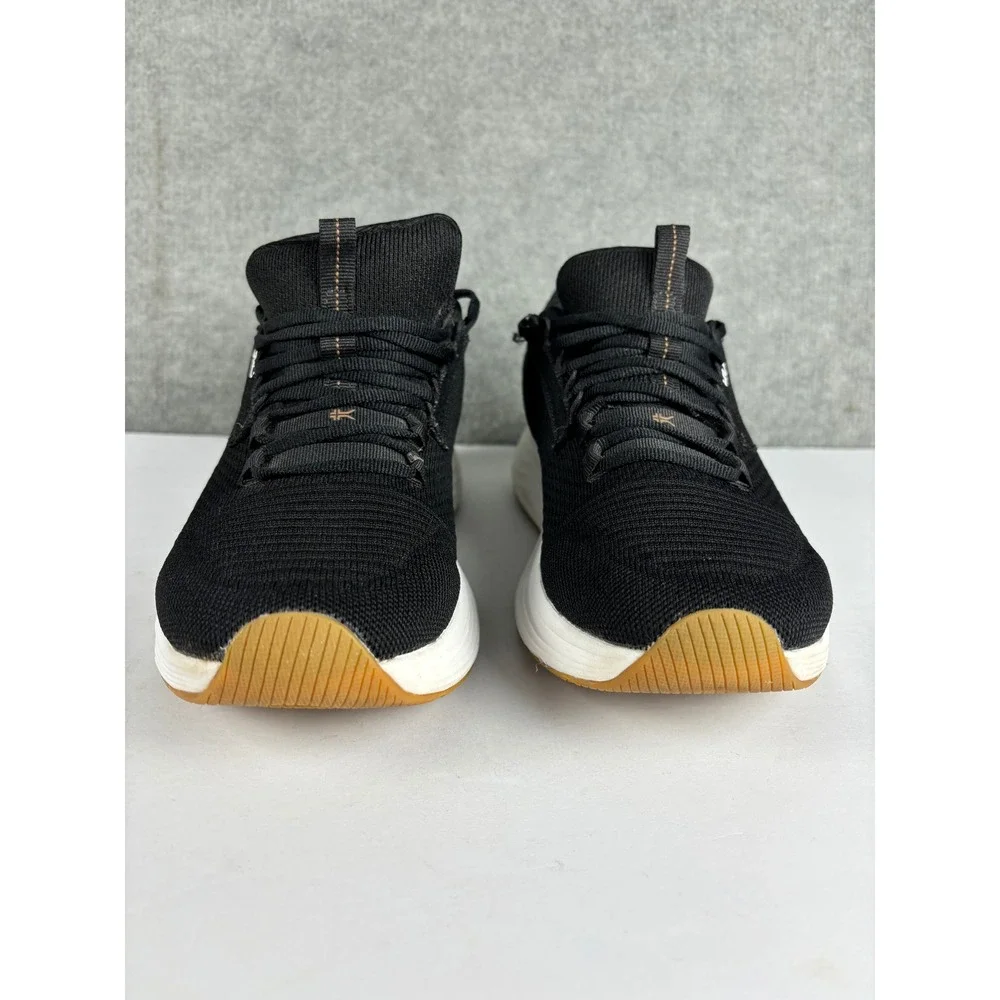 Kuru Atom 2 Athletic Walking Shoe Wide Width Size 9 Black Gum Sole